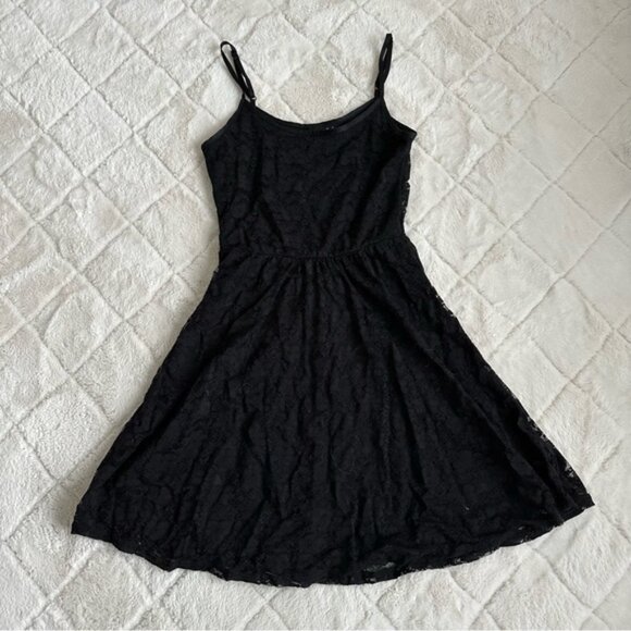 Asos | Black Lace Midi Spaghetti Strap Skater Dress | Size 4 - Picture 1 of 8